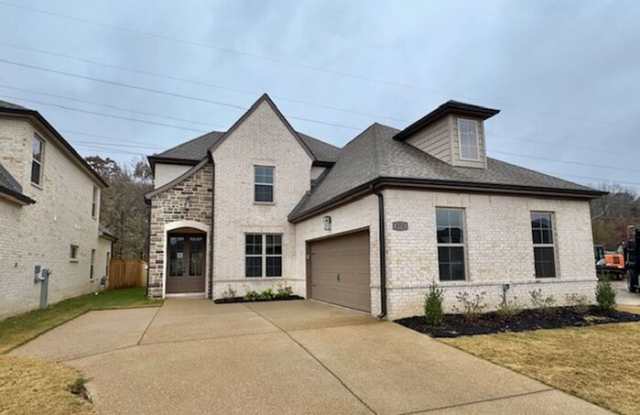 575 Rosalie Woods Drive - 575 Rosalie Woods Drive, Shelby County, TN 38018