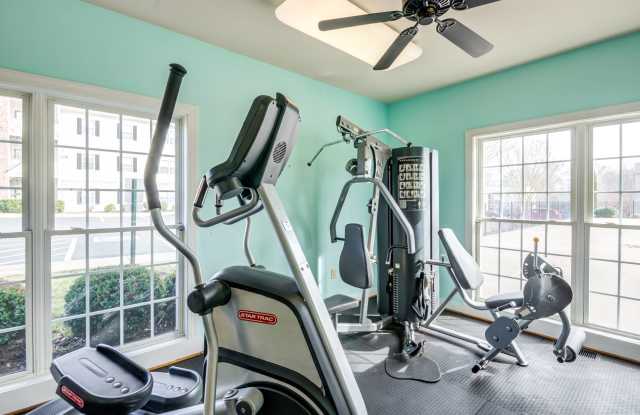 Aquia Terrace Apartments photos photos
