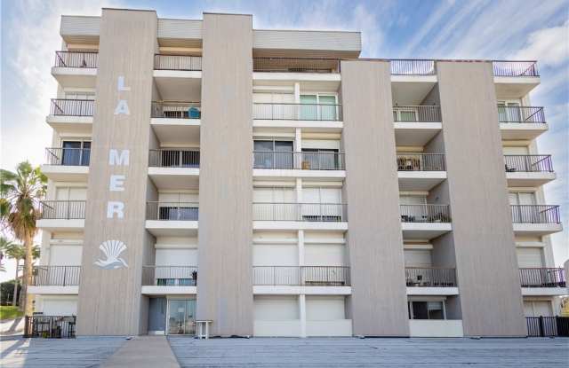 520 S Chaparral Street unit: 202 photos photos