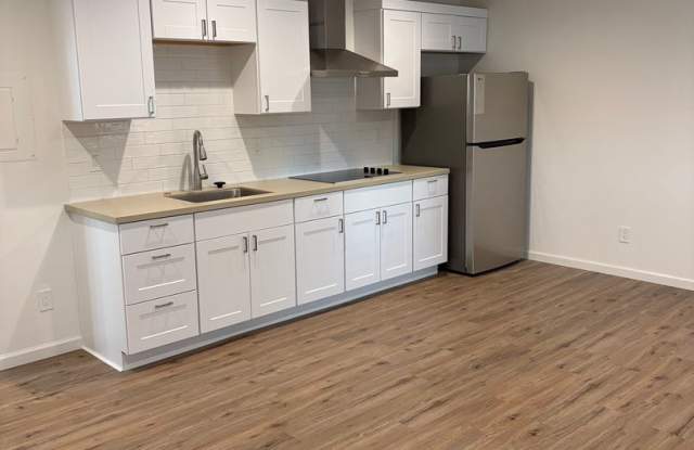 Studio in East Davis photos photos Studio in East Davis photos photos