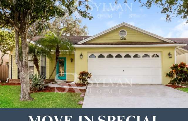 10921 Kenbrook Drive - 10921 Kenbrook Drive, Riverview, FL 33578