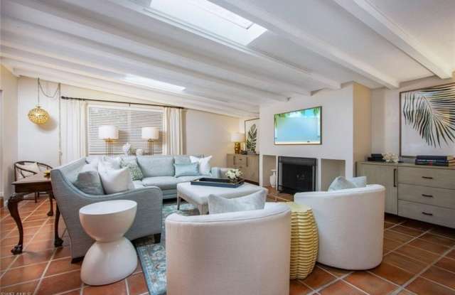 359 2nd Ave N photos photos