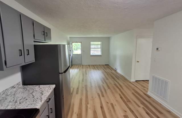 838-840 Jarnigan Avenue Gallery 4