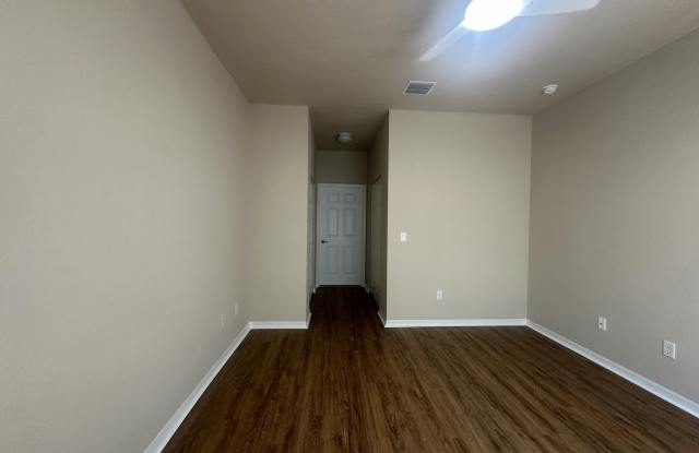3041 SE Lexington Lakes Drive photos photos