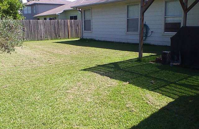 2506 Honey Locust Dr Gallery 4