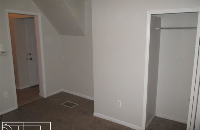 109 South Gallery 4
