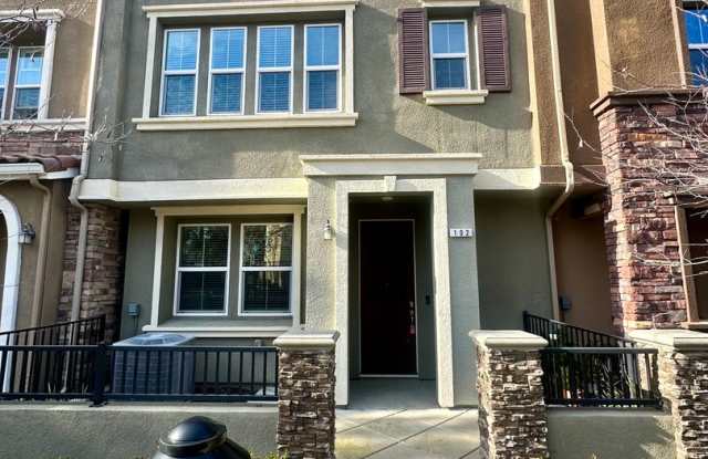 Lovley Blue 3 Bedroom Condo! photos photos Lovley Blue 3 Bedroom Condo! photos photos