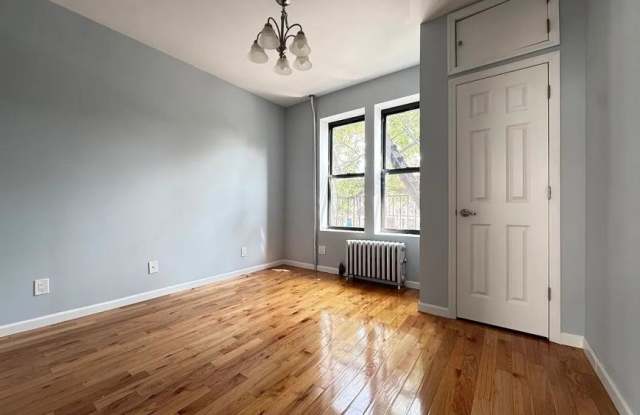 411 Cortelyou Road Gallery 3