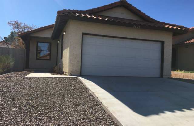 Great Location close to shopping at Durango and Summerlin Parkway photos photos