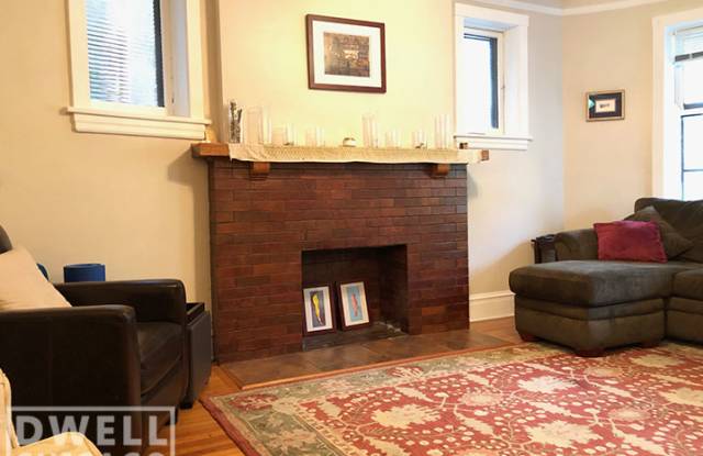 930 W Gunnison St photos photos
