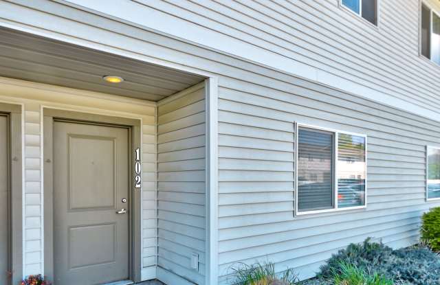 427 1st Ave N, 107 - 427 1st Avenue North, Nampa, ID 83687