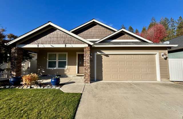 102 Westbrook Dr Gallery 1