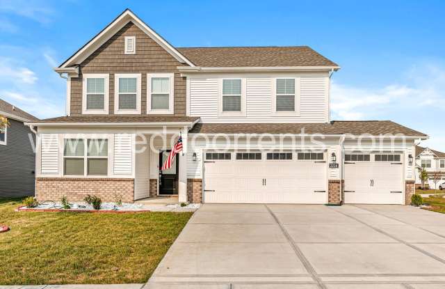 Stunning 5-Bedroom Retreat in Greenfield – Over 3,000 Sq. Ft. of Modern Comfort! photos photos