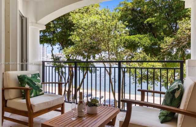 3255 NE 184th photos photos