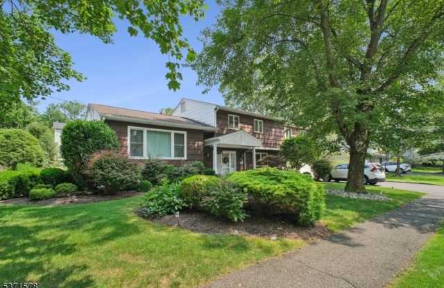 5 Trombley Dr photos photos