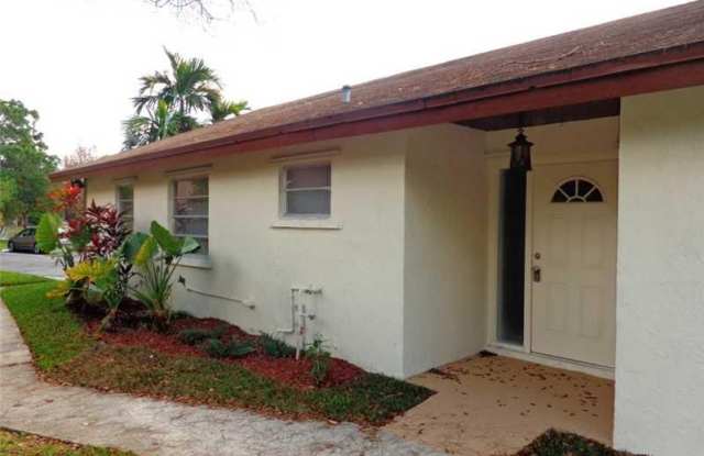 2131 NOVA VILLAGE DR Gallery 2