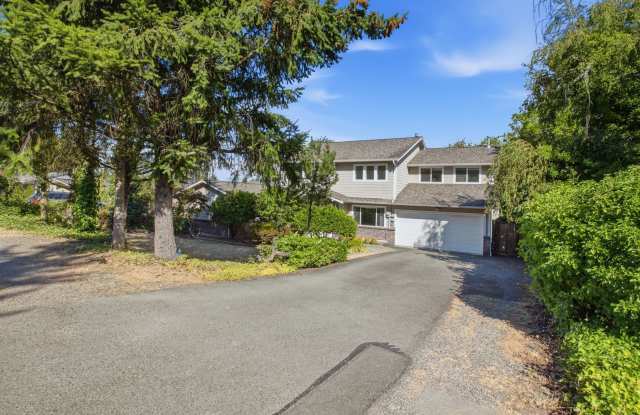Bellevue Custom Built Home Gallery 3