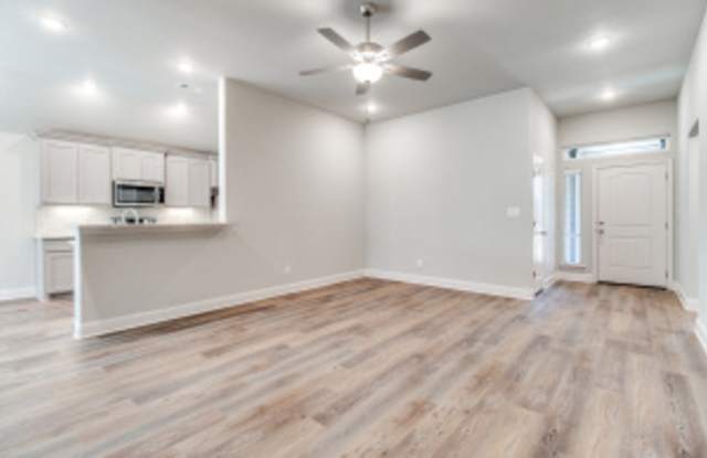 2906 Orchid Drive Gallery 2