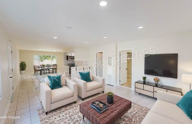 Benton St photos photos