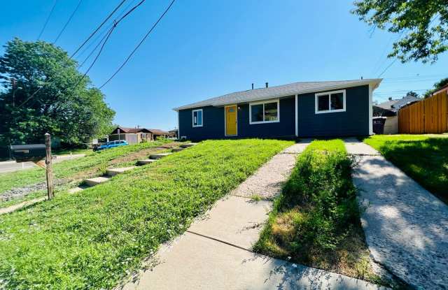 $0 DEPOSIT OPTION,FULLY REMODELED RANCH GEM OFF SHERIDAN, CLOSE TO SLOAN LAKE! Gallery 3