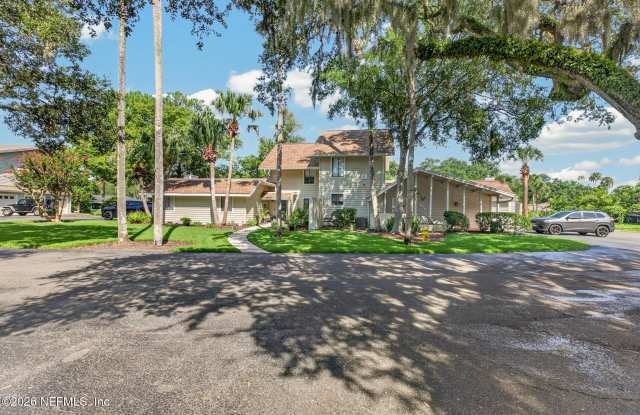 202 VISTA LAGOON Court Gallery 2
