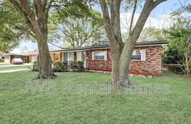 2490 Woolery Dr - 2490 Woolery Drive, Jacksonville, FL 32211