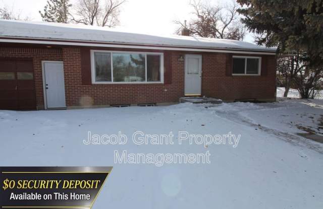 1703 Raymond Drive photos photos