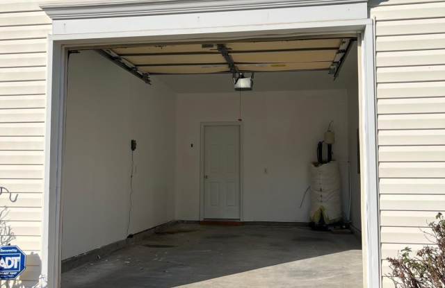 16 Chablis Court - 16 Chablis Court, Mauldin, SC 29662