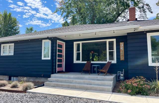 Timeless Design, Modern Touches | 4 bedroom home in the North End neighborhood! photos photos