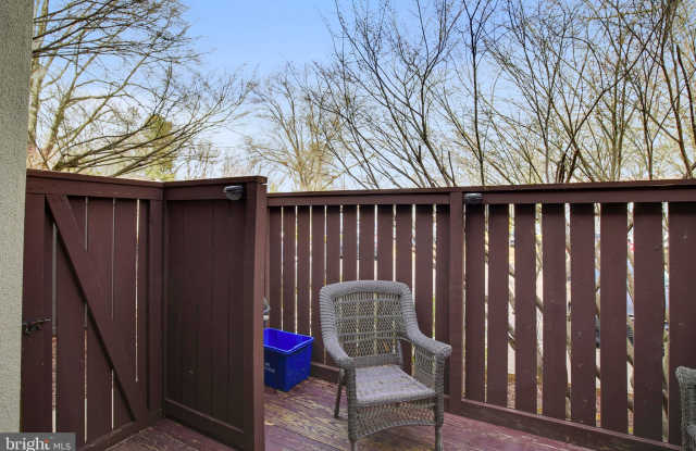 11617 NEWBRIDGE COURT Gallery 3