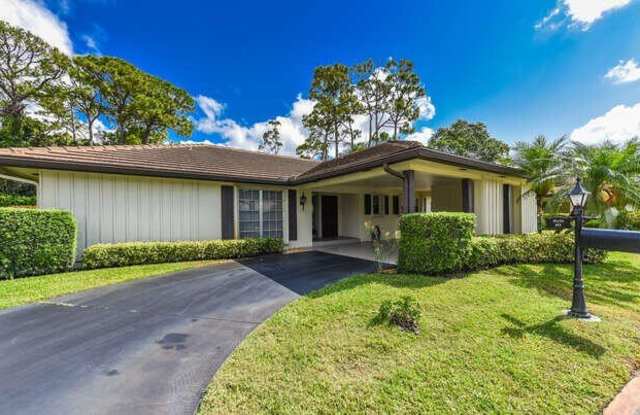 493 Forestview Drive photos photos