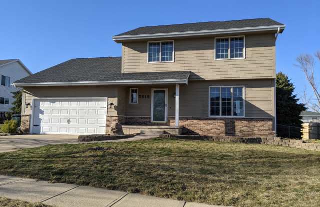 5618 Skyline Court Northwest photos photos