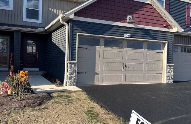 7244 White Oak Boulevard - 7244 White Oak Boulevard, Skyline View, PA 17112