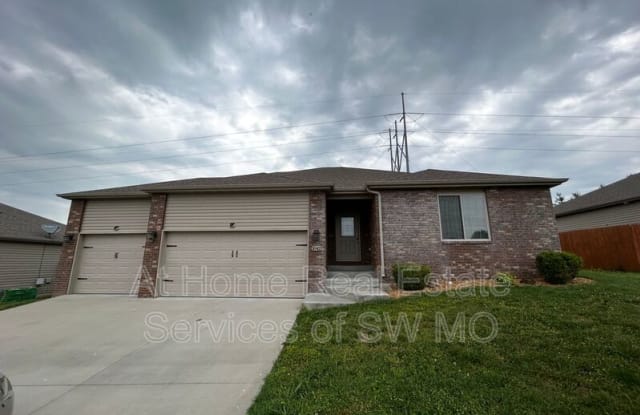 3042 N Oakland - 3042 North Oakland Avenue, Springfield, MO 65803 3042 N Oakland - 3042 North Oakland Avenue, Springfield, MO 65803