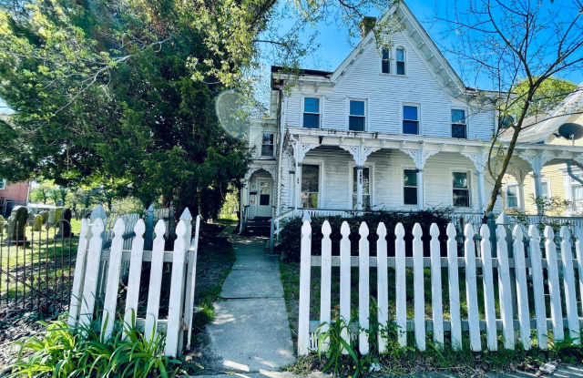Spacious 3 Bedroom home FOR RENT in Bridgeton $1500 photos photos