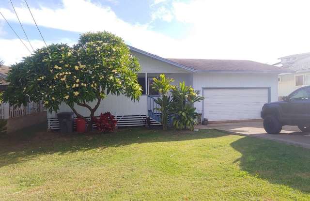 Kekaha 3 bed 1.5 bath single-family home photos photos