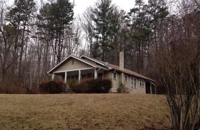 Quaint Cottage in Fairview photos photos