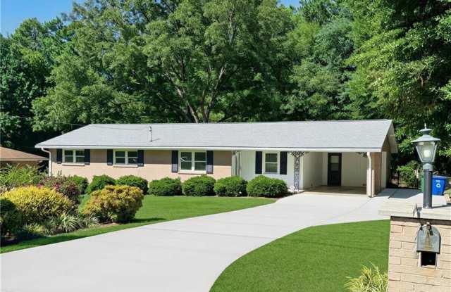 4104 Cedar Knoll Drive Gallery 3