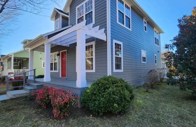 Black Mountain Rental-Cotton Creek Neigborhood Gallery 3