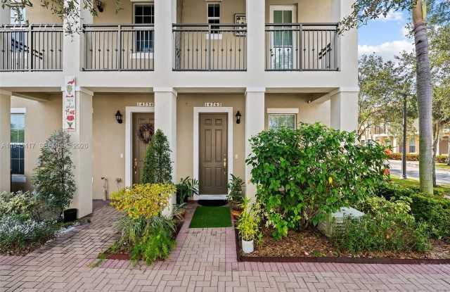 14762 SW 12th St photos photos