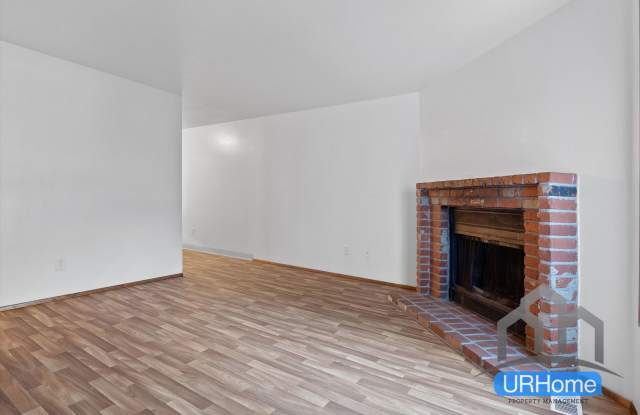 Spacious 2-Bed Apartment | Fireplace, Garage & In-Unit Laundry photos photos