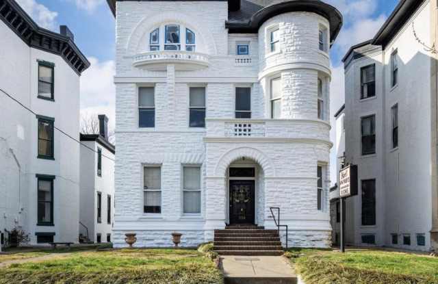 1014 S 3rd St photos photos