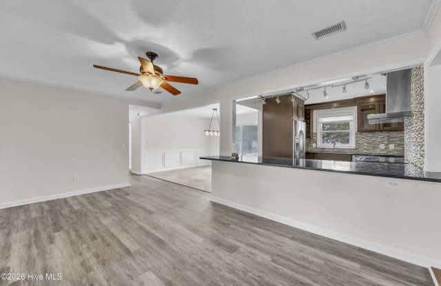 917 Wordsworth Drive Gallery 4