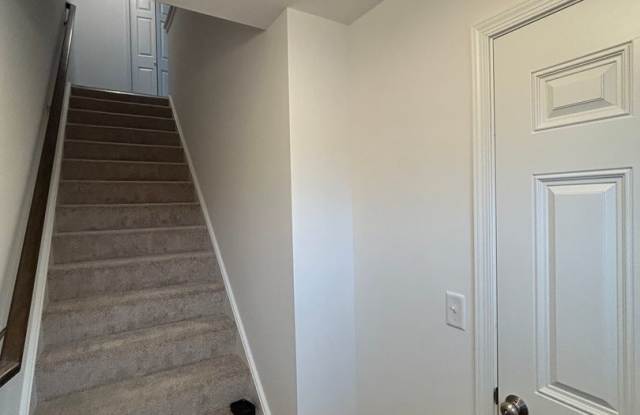New End of row townhome 3 bed, 2.5 bath in Carlisle Gallery 3