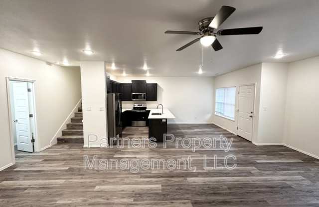 1067 South Benchmark Lane - 1 Gallery 4