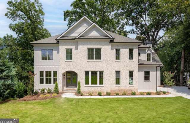 1886 Timothy Drive NE Gallery 1