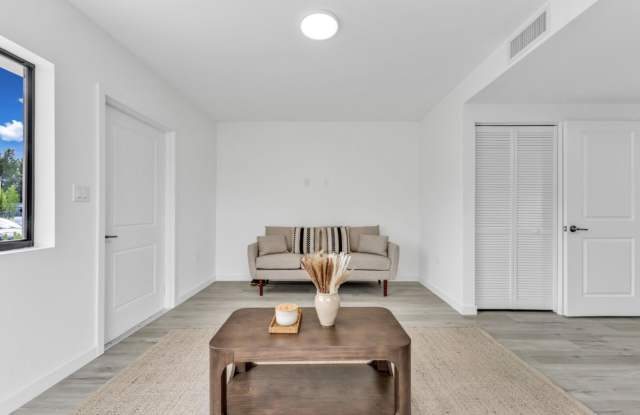 155 Northeast 160th Street Gallery 1