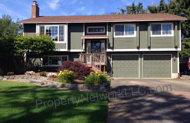 2864 Northeast Linden Avenue photos photos