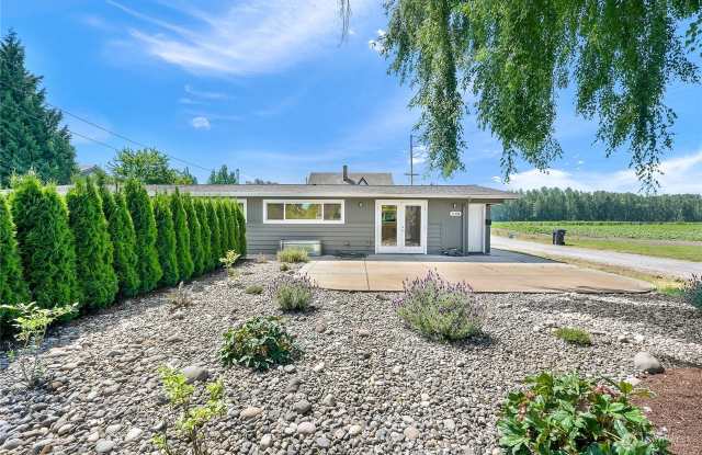 1116 Mc Lean Road - 1116 McLean Road, Mount Vernon, WA 98273