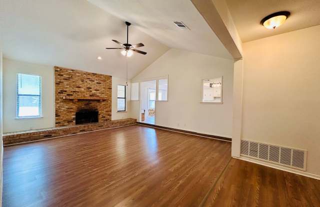 1906 Surrey Dr 78664 | 3 Bed 2 Bath 1 Car Garage $1750 photos photos 1906 Surrey Dr 78664 | 3 Bed 2 Bath 1 Car Garage $1750 photos photos